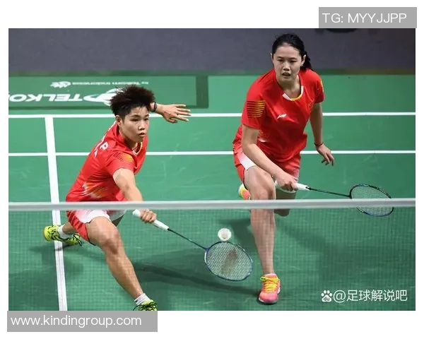 赛后分析：成都羽毛球队与武汉羽毛球队的默契配合与战术探讨